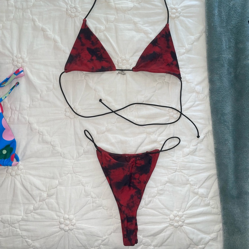 I AM GIA red and black tie dye triangle bikini set with gia chain detail